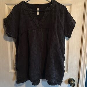 Black shirt sleeve “babydoll” type shirt